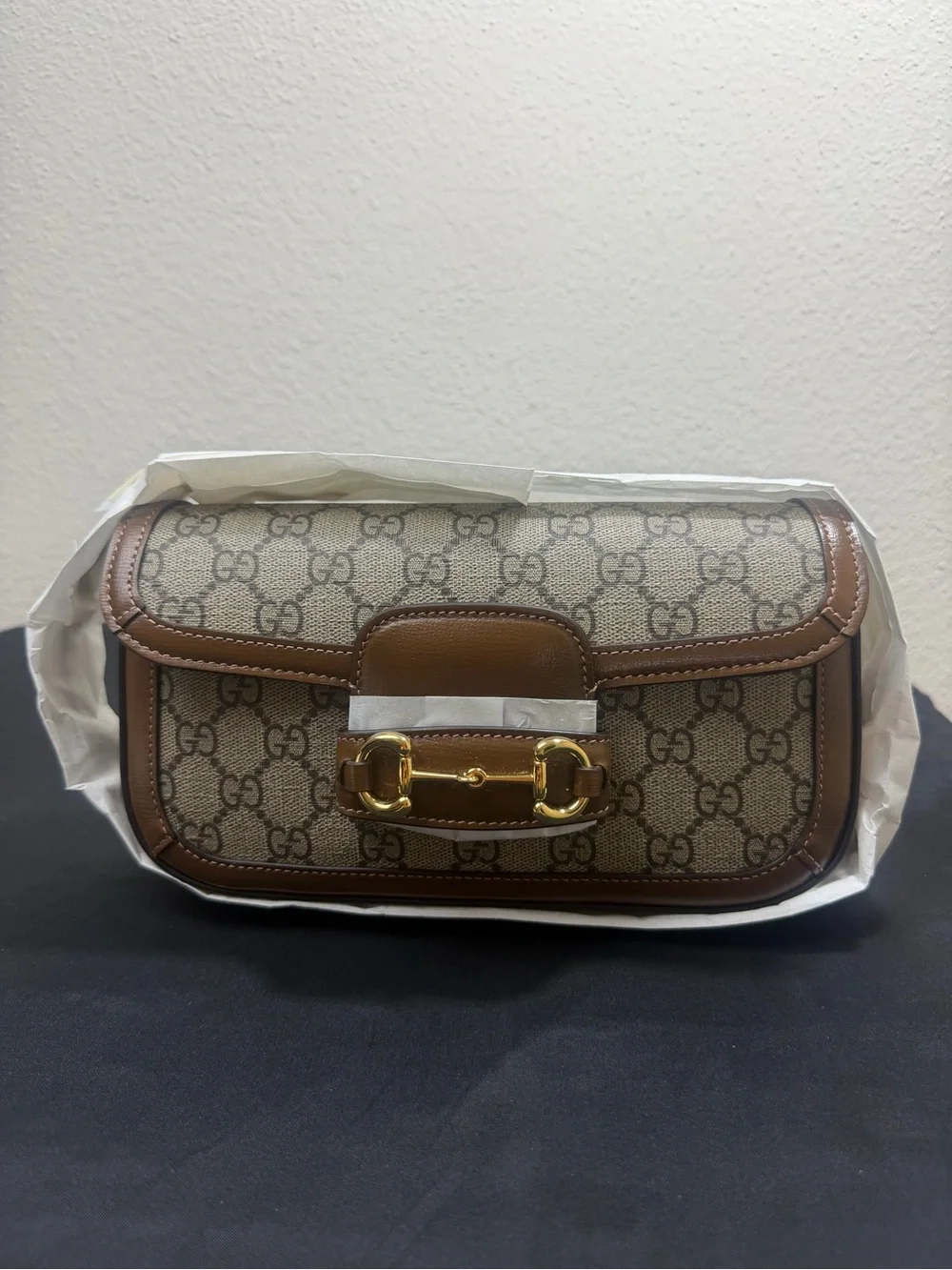 Gucci 1955 Horsebit GG Supreme Canvas and Leather East West bag - Picture 2 of 11